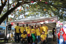 “孔子学院日”合影